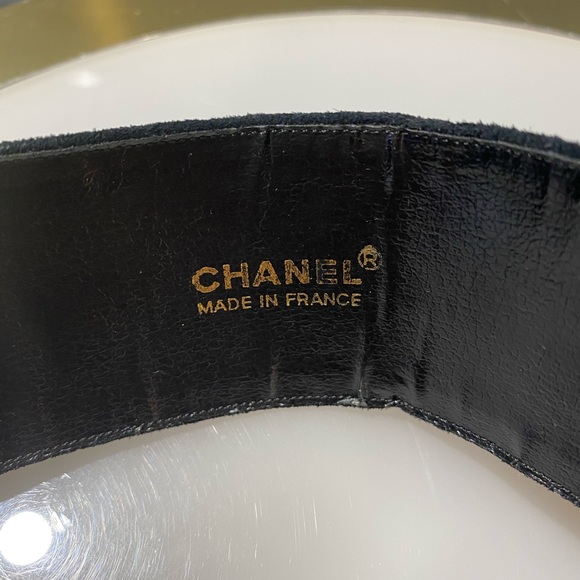 Authentic Chanel Vintage Twisted Gold Belt XS - Picture 9 of 16